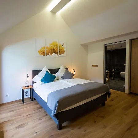 Rieslingquartier - Mosel Wein Hotel Kröv