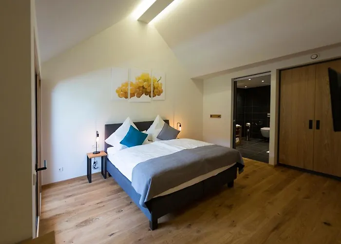 Rieslingquartier - Mosel Wein Hotell Kröv