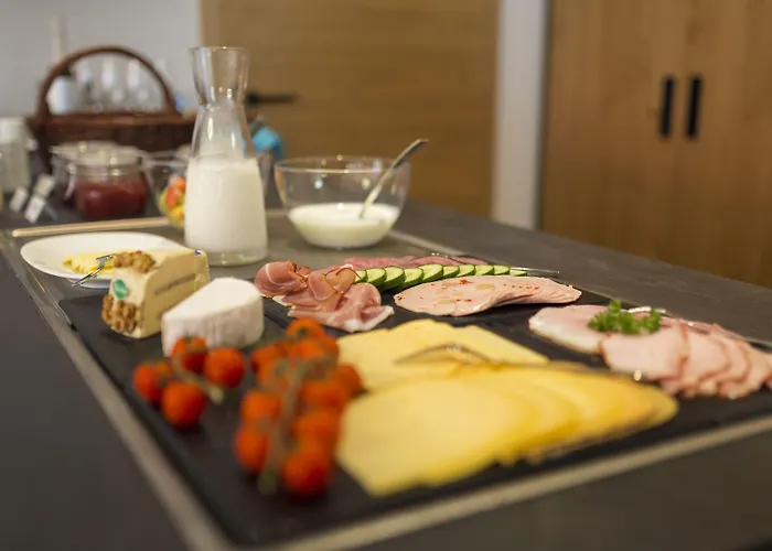 Rieslingquartier - Mosel Wein ホテル Kröv